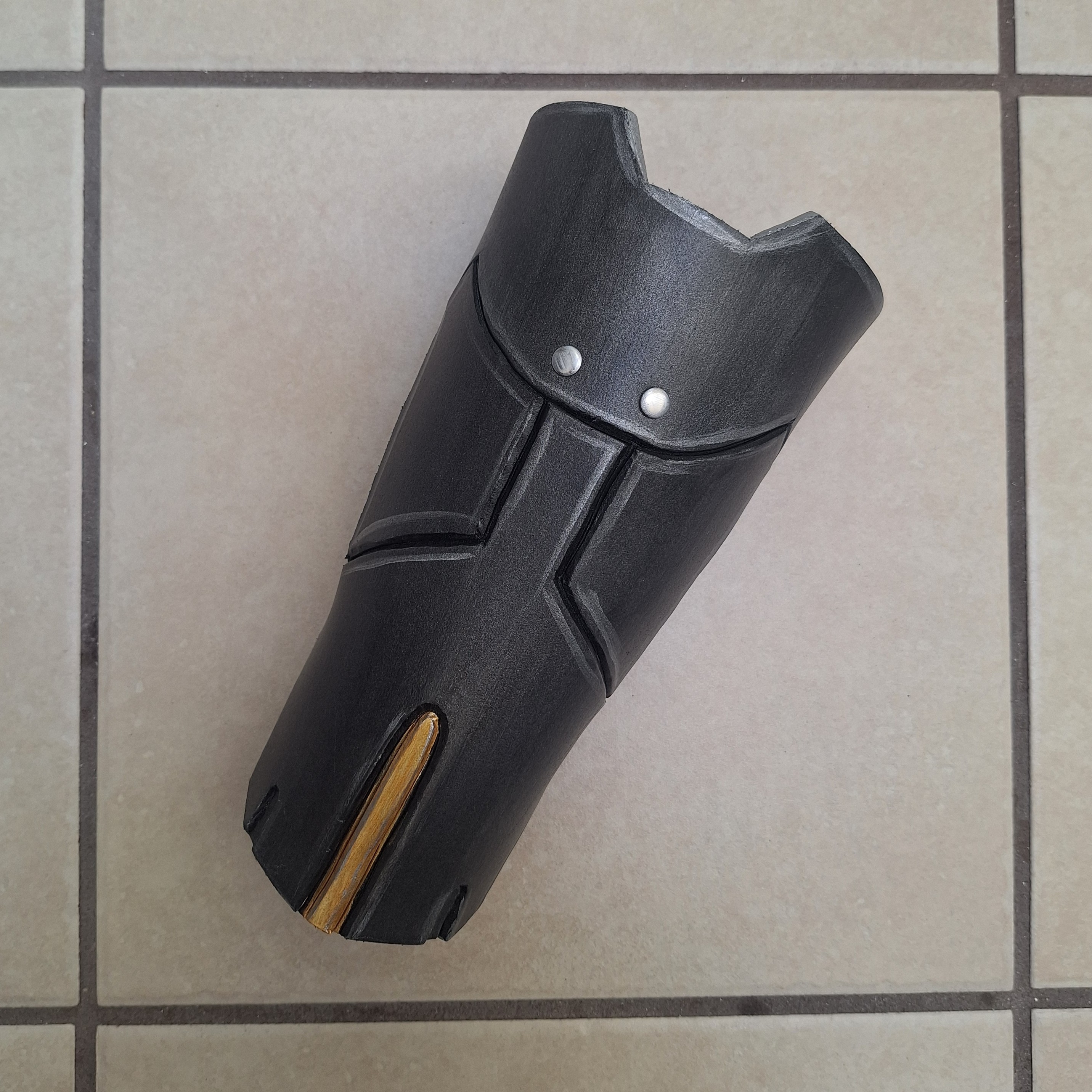 Ashe's bracer