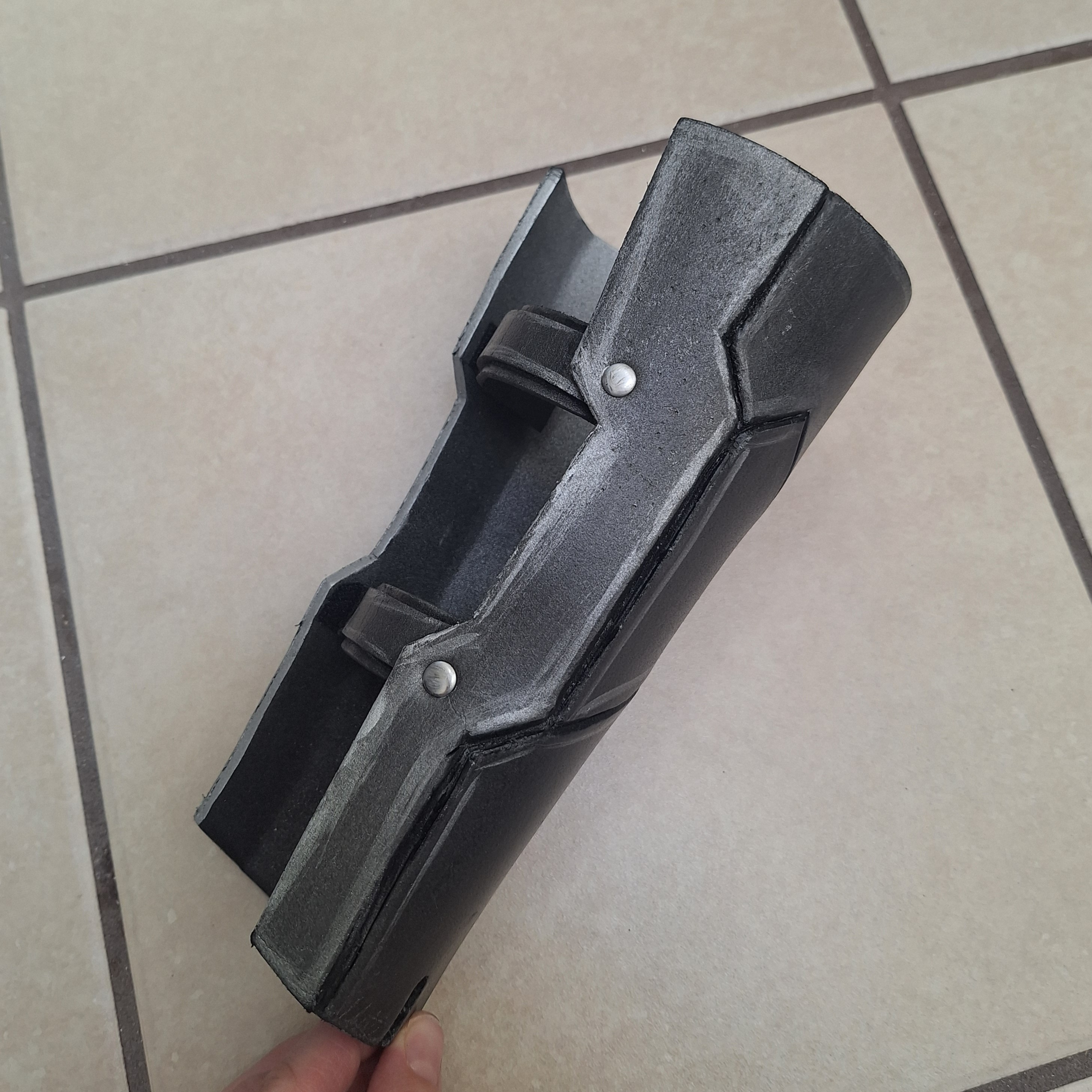 Ashe's bracer